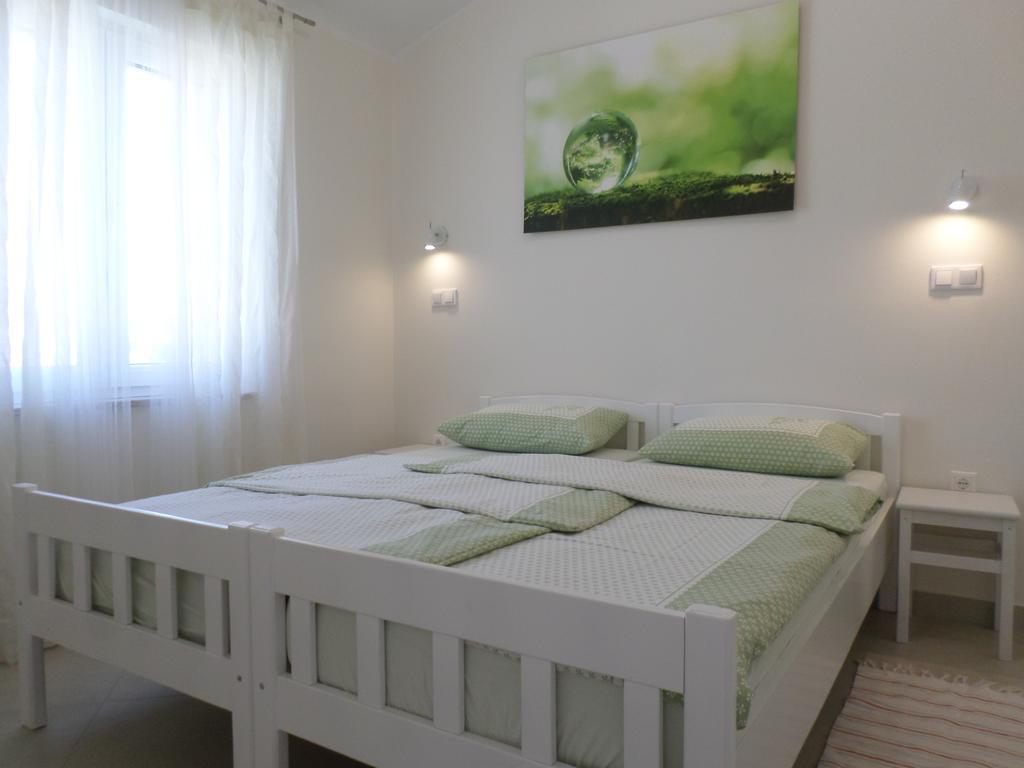 Apartment Jana Stinjan ภายนอก รูปภาพ