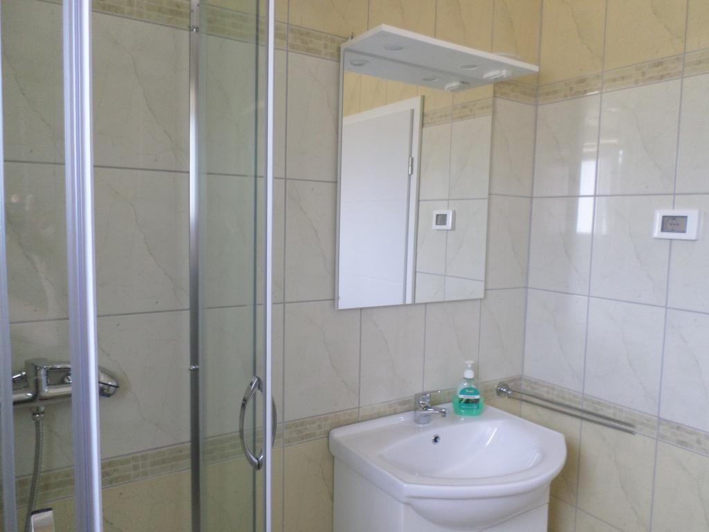 Apartment Jana Stinjan ภายนอก รูปภาพ