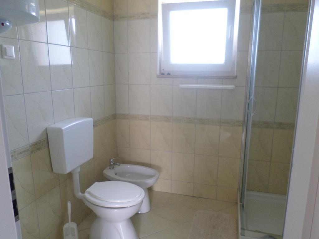Apartment Jana Stinjan ภายนอก รูปภาพ